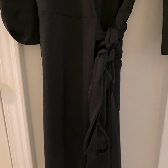 Diane von Furstenberg iconic wrap dress! SZ 6. Classic! - Picture 3 of 6